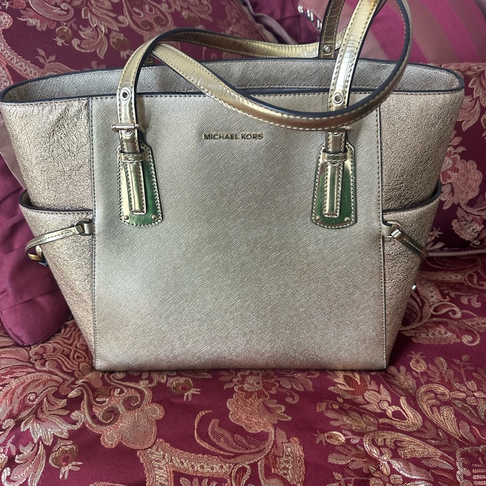 Michael Kors Gold Tote Bag with Structured Design and Top Handles